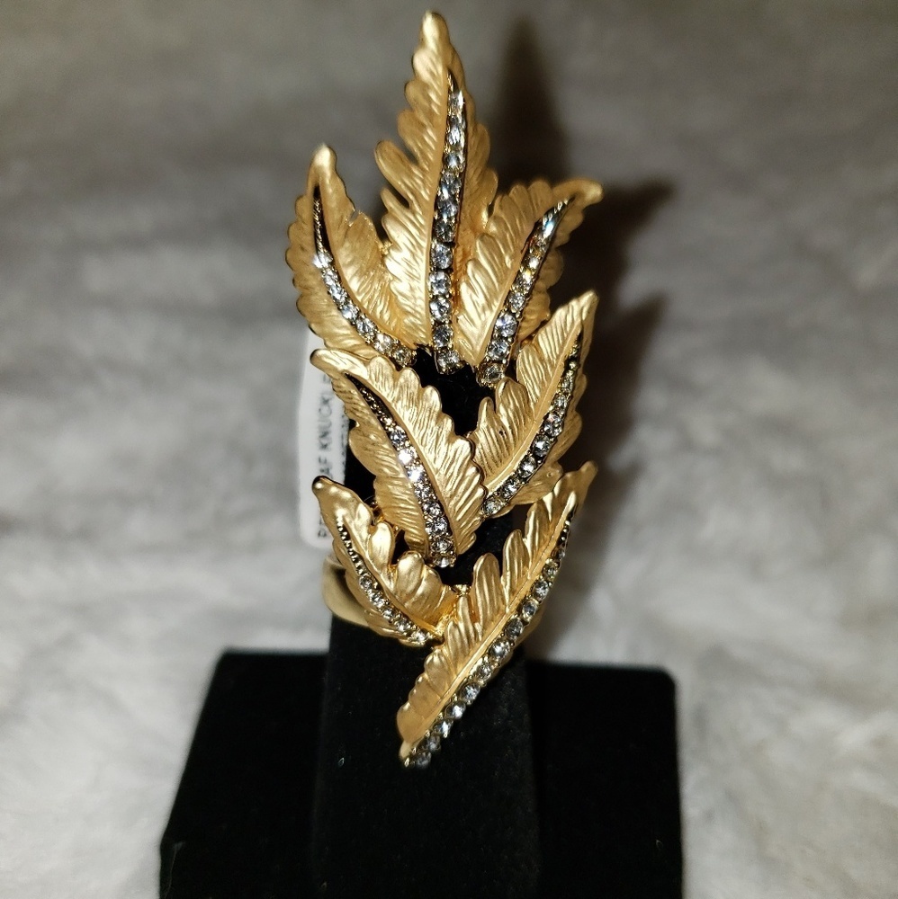 💛 Roberto by RFM Goldtone Leaf knuckle ring